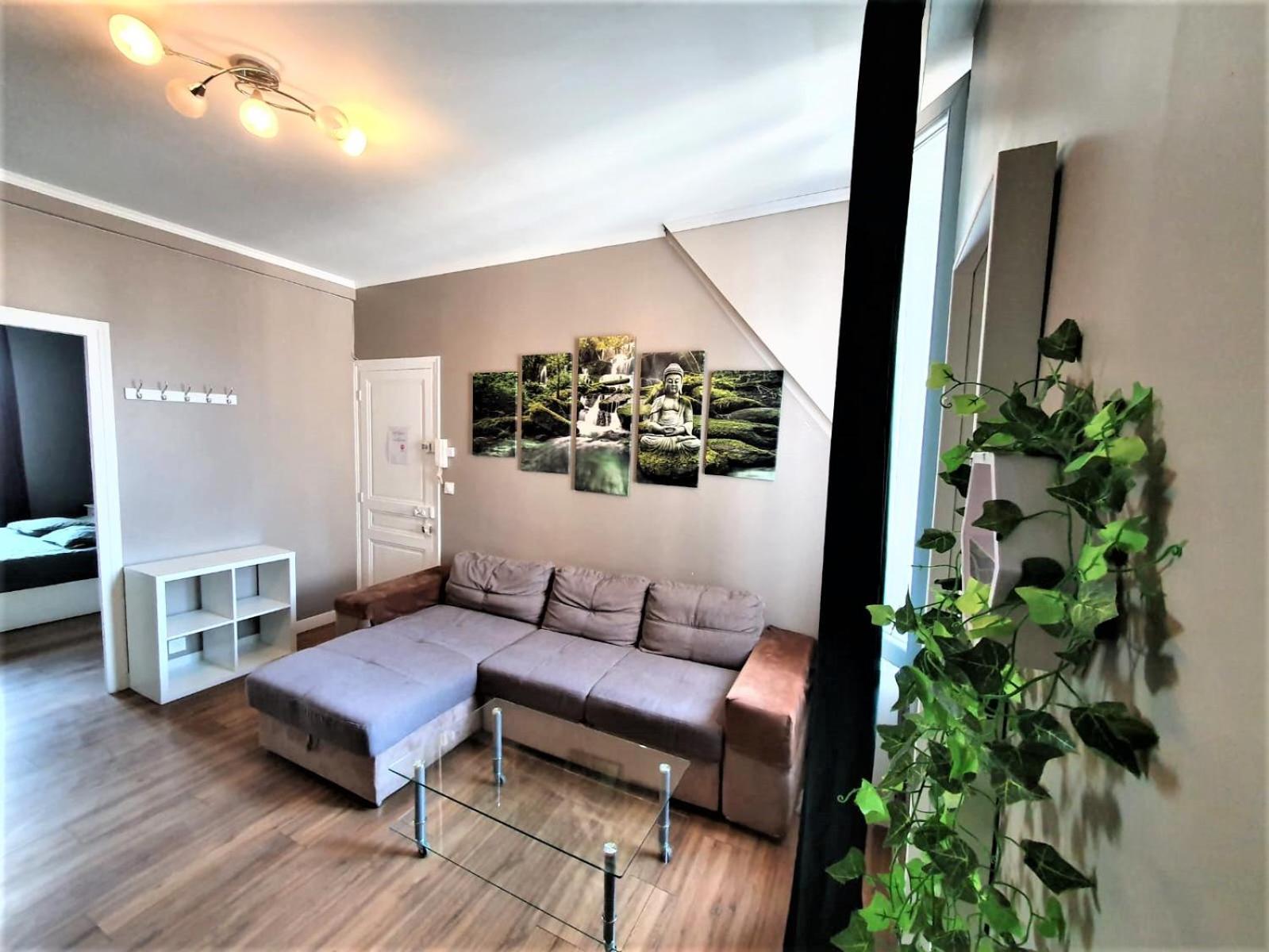 Appartement Refait Par Architecte. Proche De La Gare Et Le Centre De 랭스 외부 사진